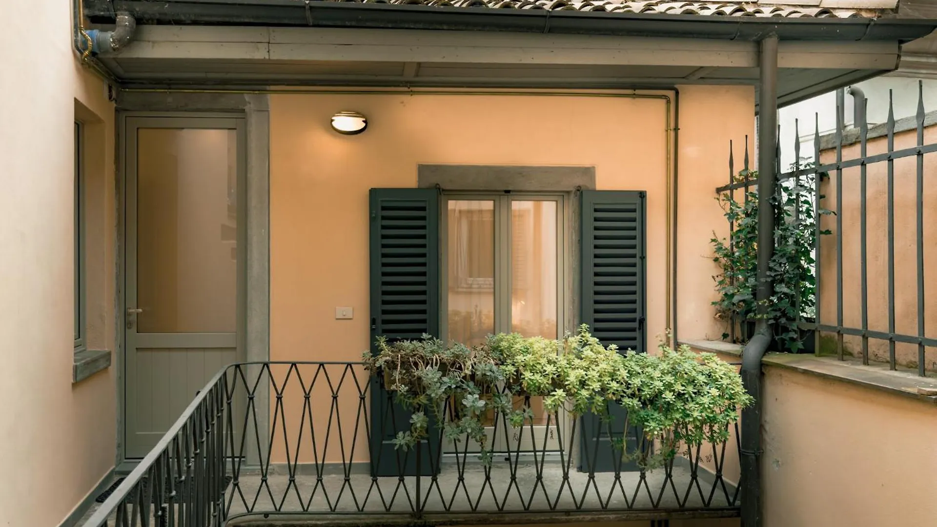 Lovely Home Bergamo 0*,  Italien